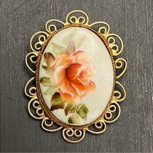 Vintage Porcelain Brooch/Pendant with Painted Rose!